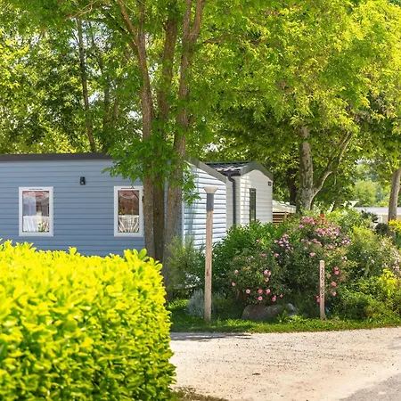 Camping Chateau De Galaure Chateauneuf-de-Galaure