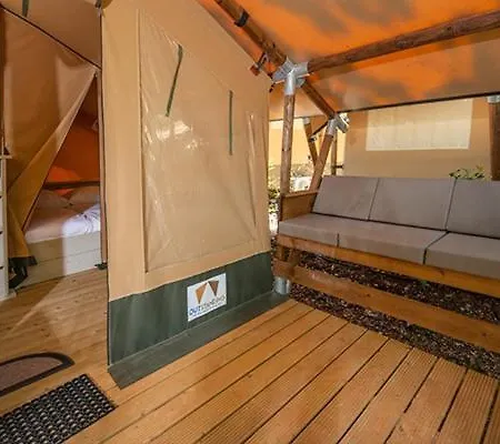 Campingplatz Chateau De Galaure